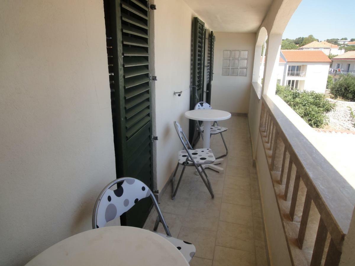 Apartments Villa Ana Mali Drvenik Ngoại thất bức ảnh