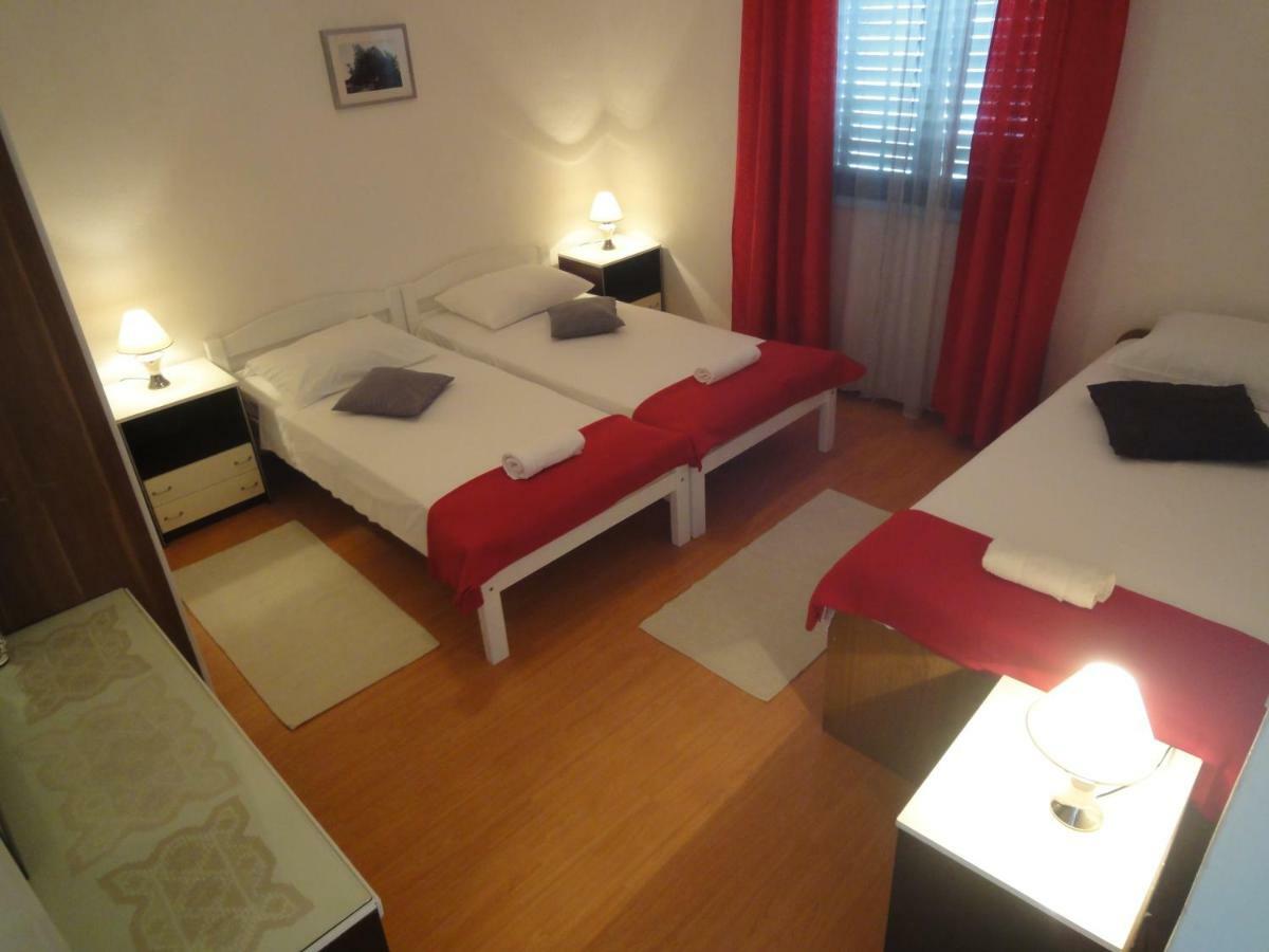 Apartments Villa Ana Mali Drvenik Ngoại thất bức ảnh