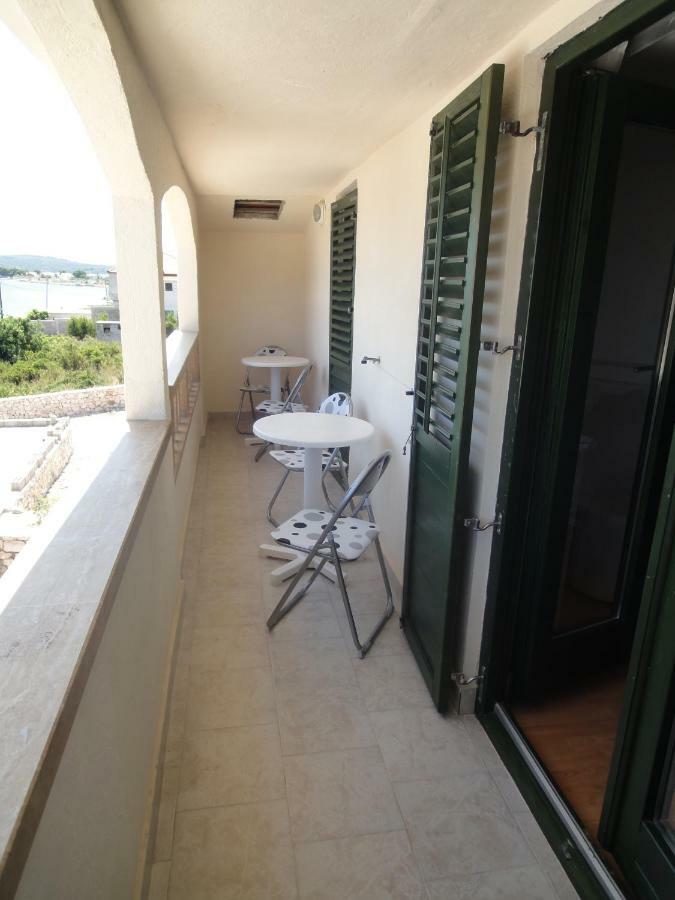 Apartments Villa Ana Mali Drvenik Ngoại thất bức ảnh